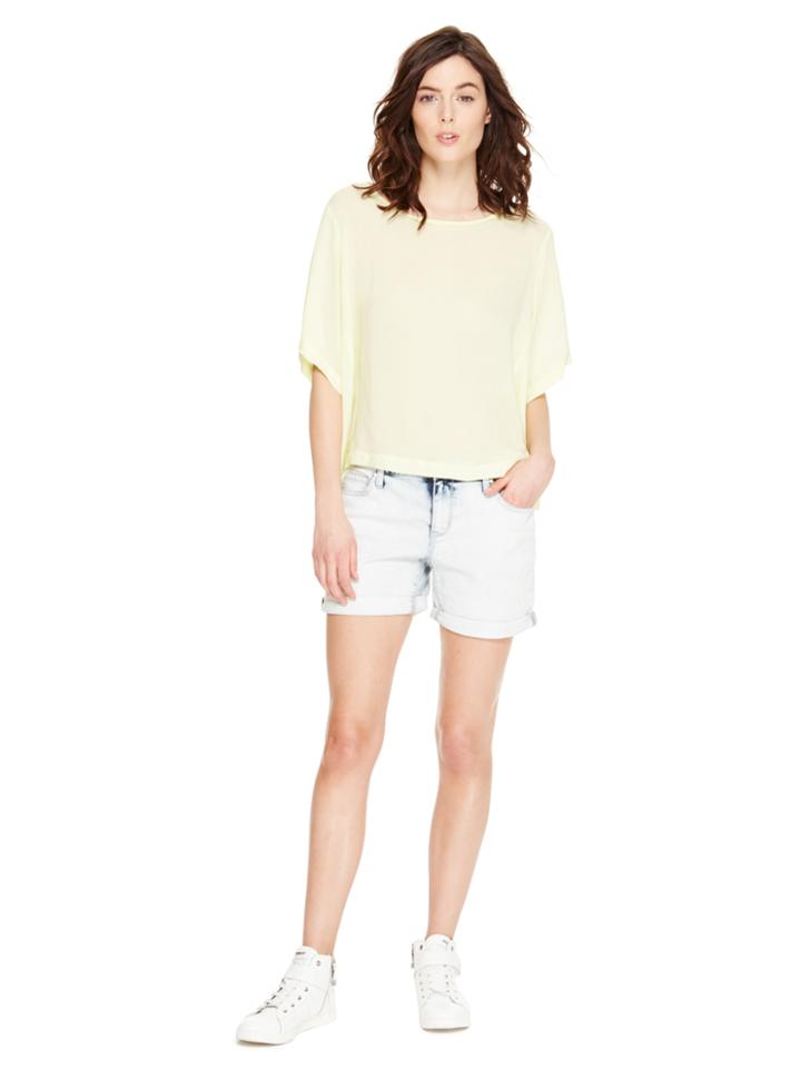 Dkny Jeans Light Wash Boyfriend Short