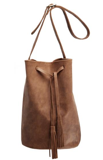 Dailylook Jesslyn Blake Leather Bucket Bag In Camel At Dailylook