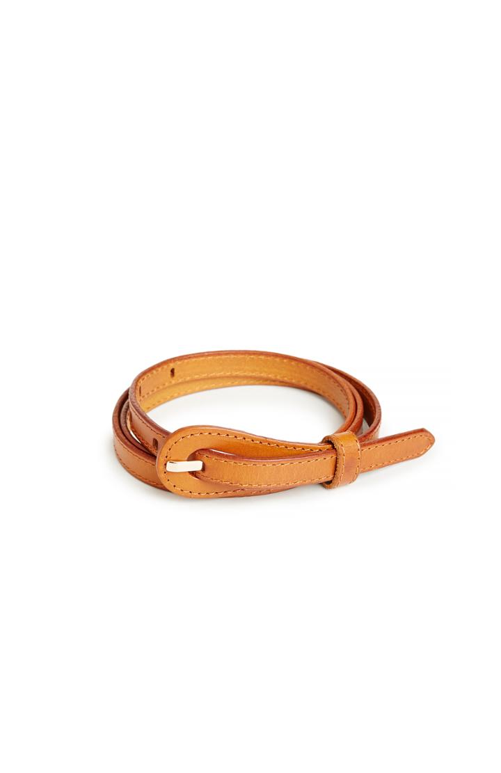 Dailylook Robbie Hart Skinny Leather Belt In Camel At Dailylook
