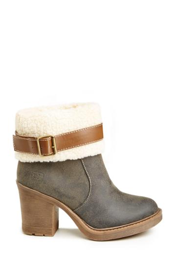 Dailylook Dirty Laundry Roll The Dice Boots In Dark Olive 6 - 10 At Dailylook