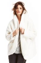 Dailylook Samantha Baker Faux Shearling Coat In Ivory One Size At Dailylook