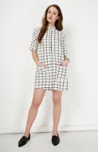 Dailylook Dailylook Garfield Grid Tunic In Ivory/black Xs - Xl At Dailylook