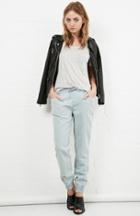 Dailylook Jack By Bb Dakota Chambray Sully Jogger Pants In Light Blue Xs - L At Dailylook