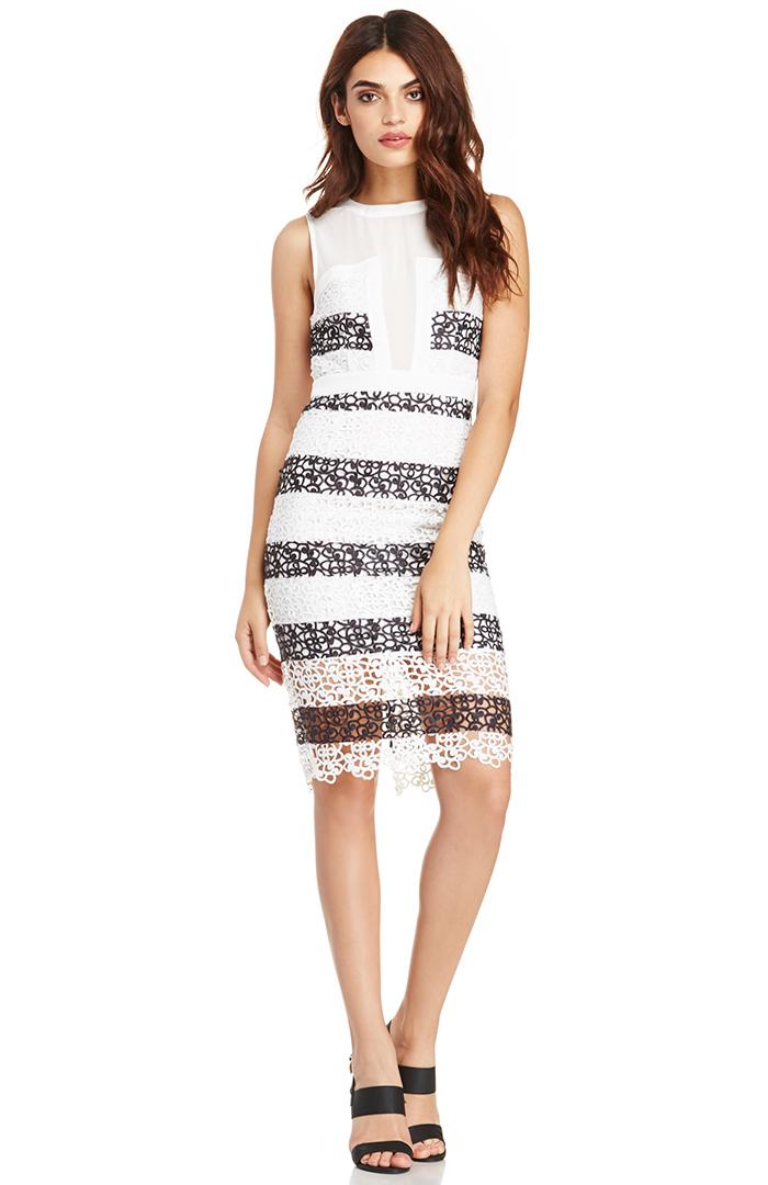 Dailylook Elliatt Accolade Dress In Black / White S At Dailylook
