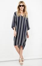 Dailylook Dailylook Striped Sudeikis Caftan In Navy  White Xs - Xl At Dailylook