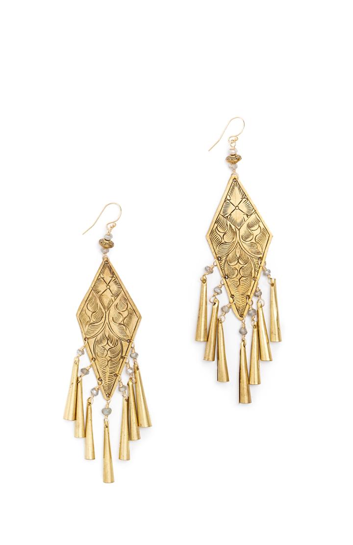 Dailylook Natalie B Vintage Sumalee Earrings In Brass At Dailylook