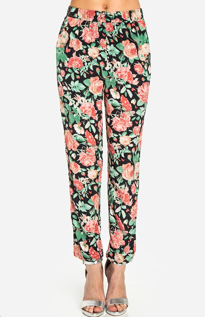 Dailylook Lovers + Friends Bright Eyes Pants In Autumn Rose In Black Xs At Dailylook