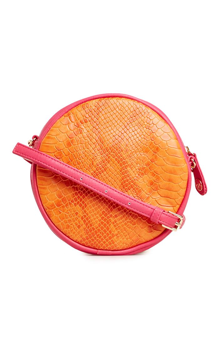Dailylook Pretty Ships Dakar Messenger Bag In Orange At Dailylook