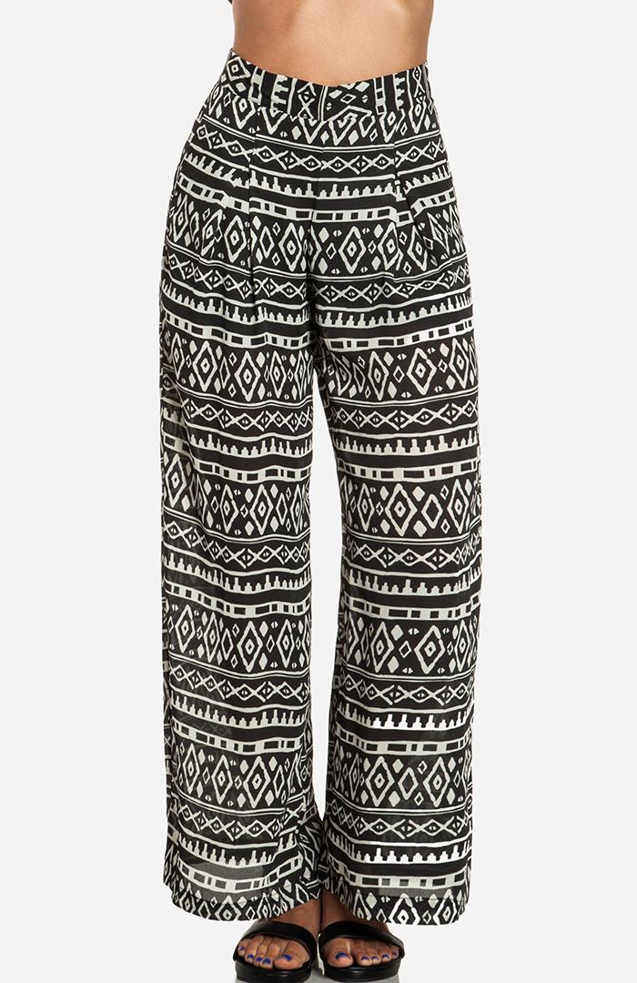 Dailylook Tapa Print Wide Leg Pants In Black S At Dailylook