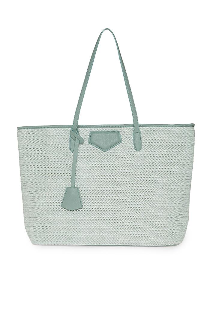 Dailylook Woven Straw Tote In Seafoam At Dailylook