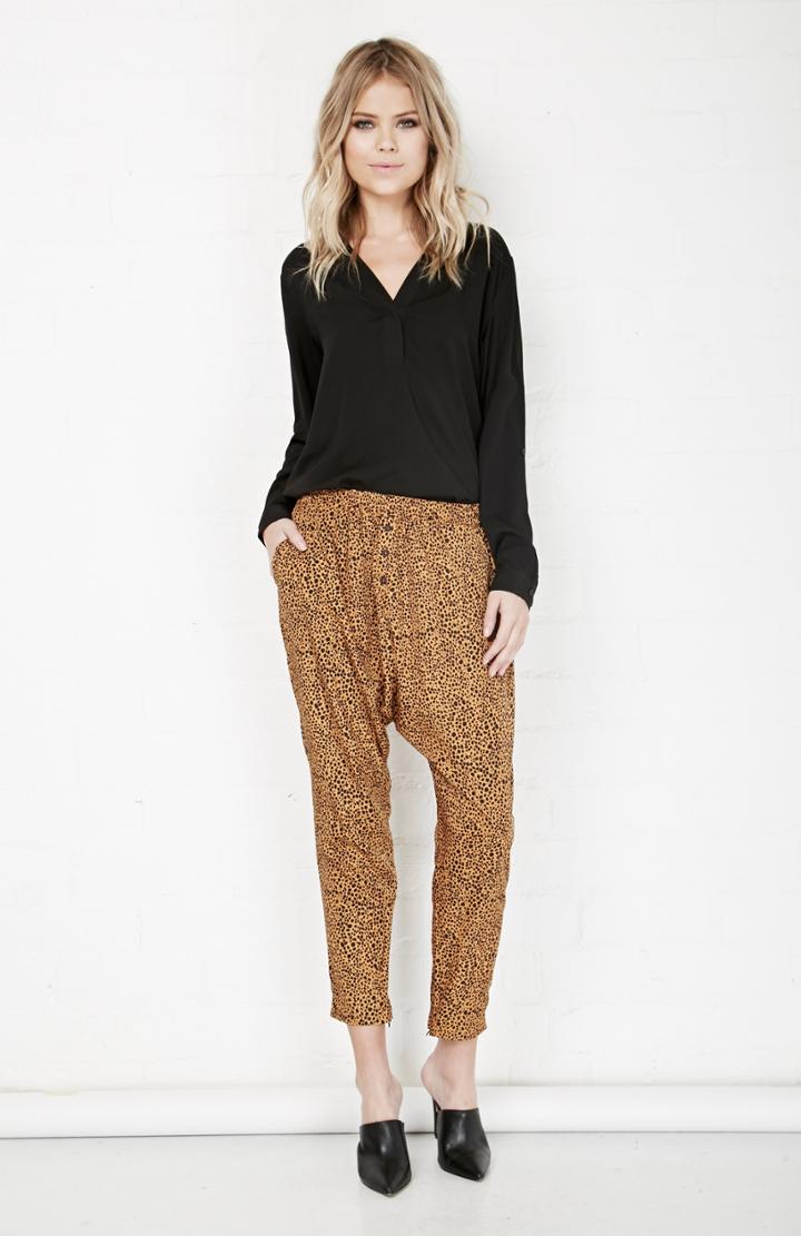 Dailylook The Fifth Label Sweet Dreams Pants In Tan Xs - M At Dailylook