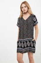 Dailylook Bryce Paisley Shift Dress In Black S - L At Dailylook