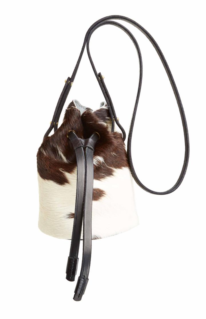 Dailylook Chc Cowhide Bucket Bag In Black/ivory At Dailylook