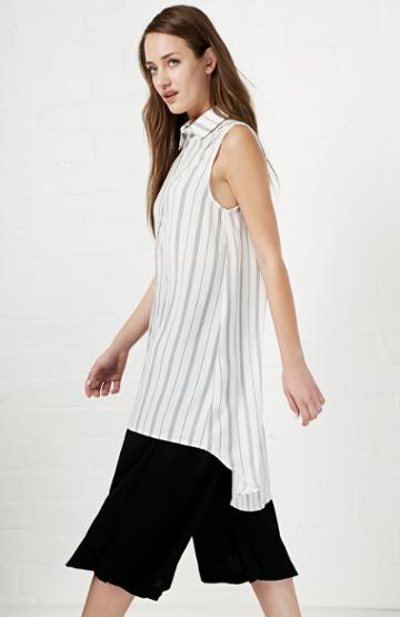 Dailylook Glamorous Chevron Stripe Sleeveless Shirt Dress In Black / White Xs - L At Dailylook