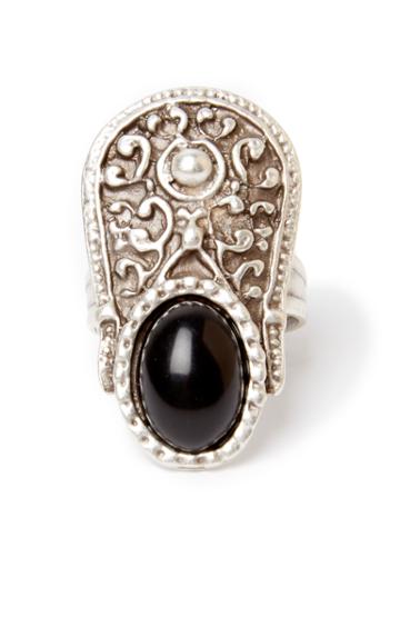 Dailylook Chanour Black Stone And Metalwork Ring In Silver/black At Dailylook