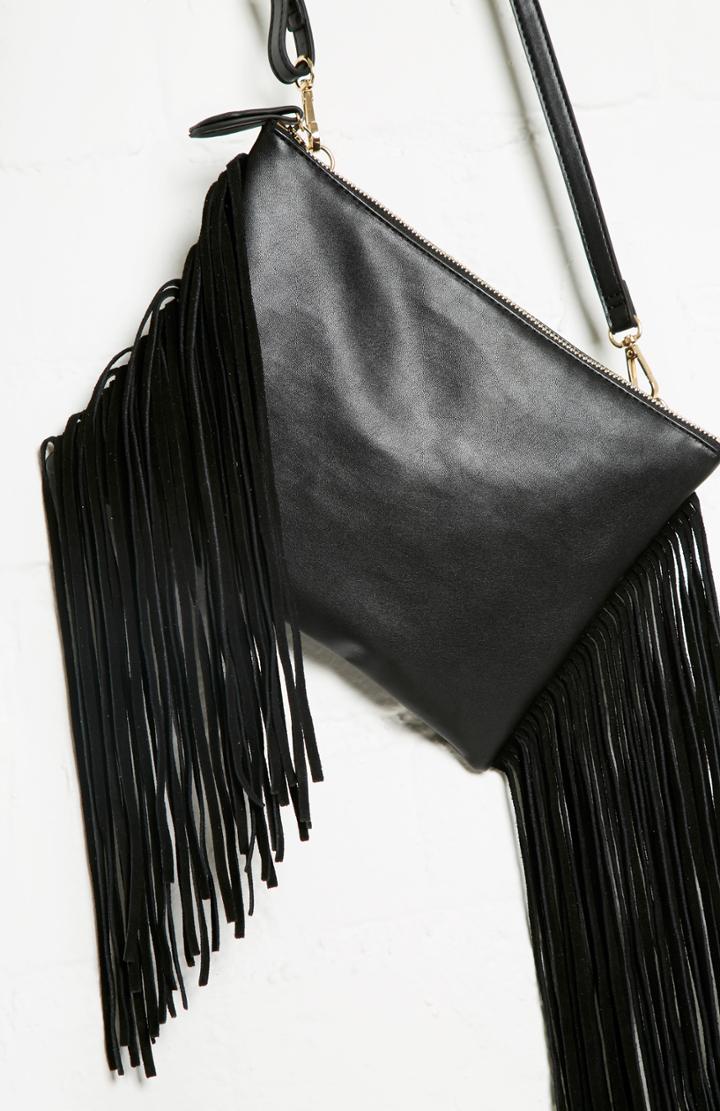 Dailylook Remi Reid Leather Side Fringe Shoulder Bag In Black At Dailylook