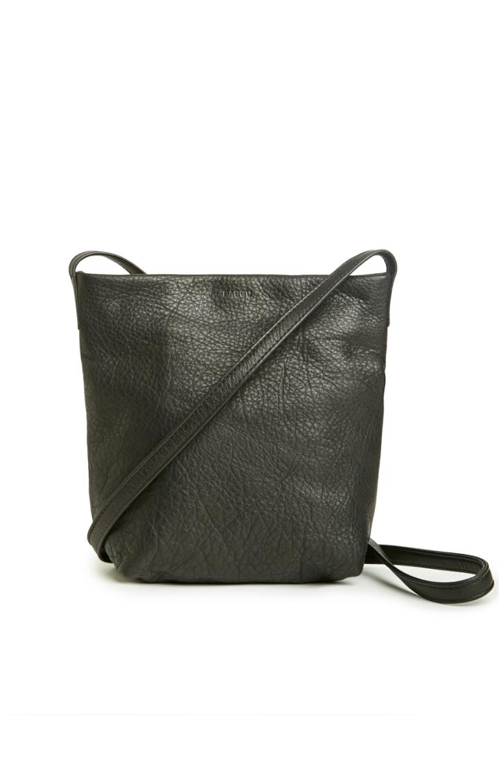 Dailylook Baggu Leather Crossbody Purse In Black At Dailylook