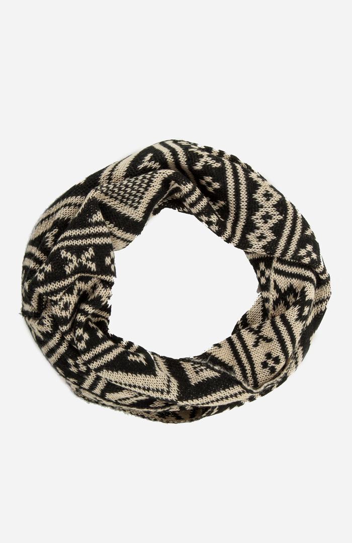 Dailylook Tribal Knit Infinity Scarf In Black / Beige At Dailylook