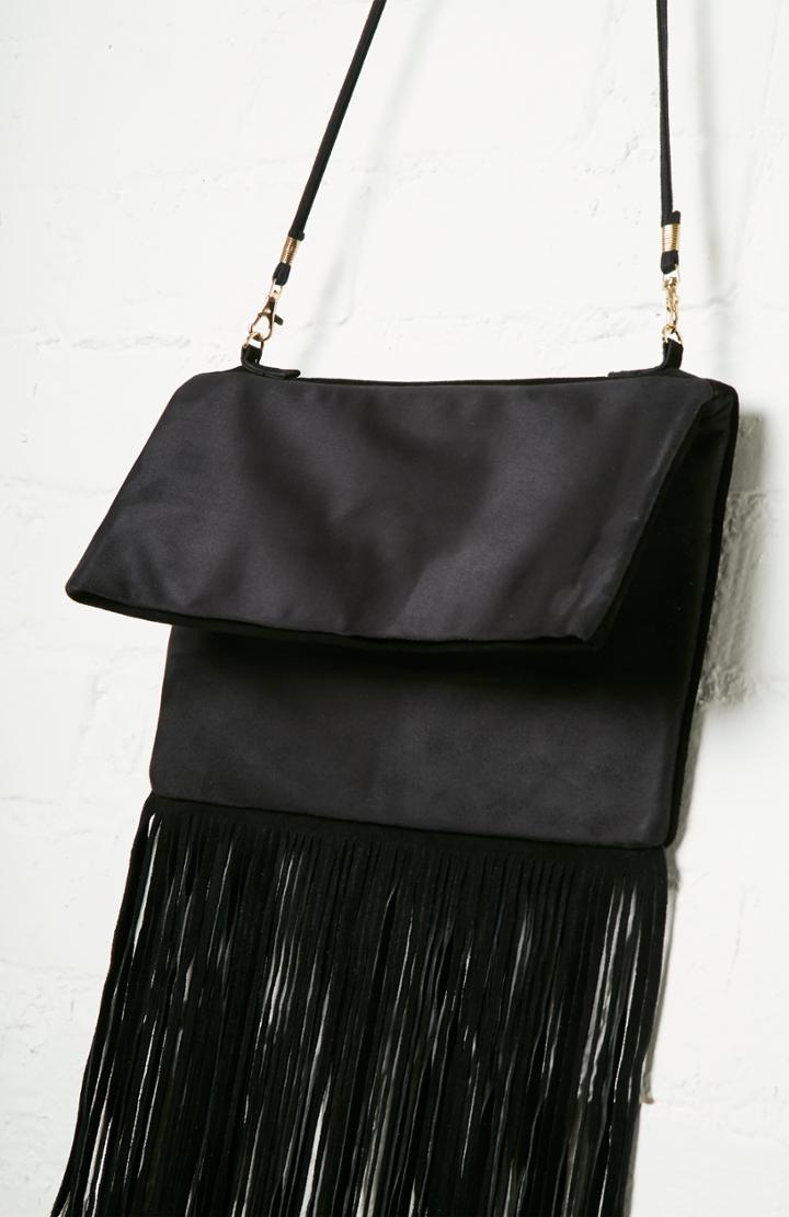 Dailylook Dakota Faux Suede Fringe Shoulder Bag In Black At Dailylook