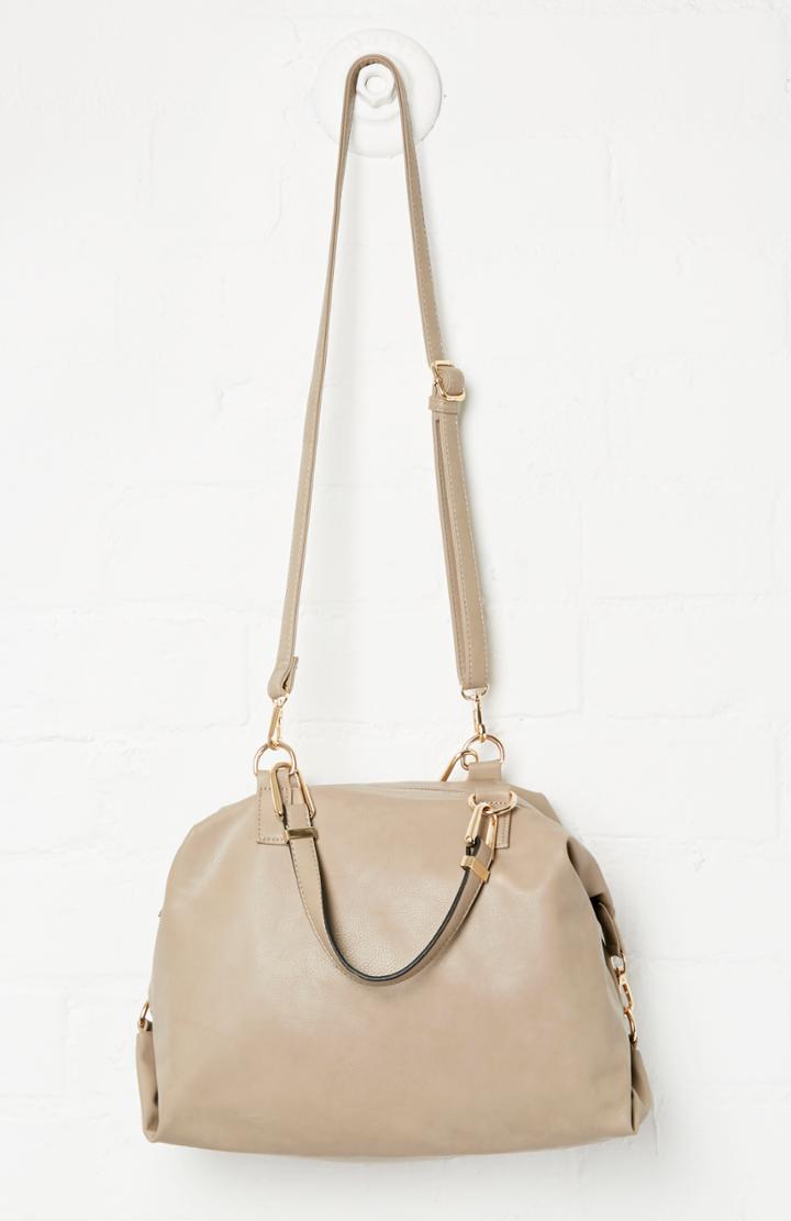 Dailylook Heather Melrose Vegan Leather Large Tote In Taupe At Dailylook