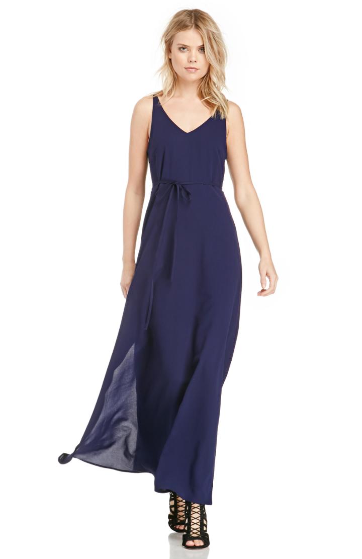 Dailylook Dailylook Crepe V-back Maxi Dress In Navy Xs - L At Dailylook