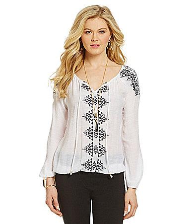 Gibson & Latimer Embroidered Peasant Blouse