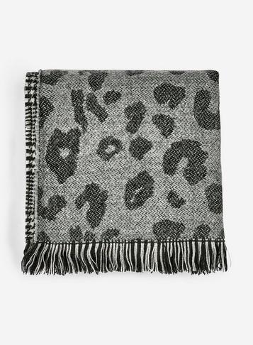 *vero Moda Monochrome Leopard Print Scarf
