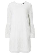 Dorothy Perkins *only White Lace Shift Dress