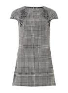 Dorothy Perkins Monochrome Floral Embroidered Check Tunic