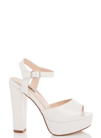 *quiz Wide Fit White Block High Heel Sandals