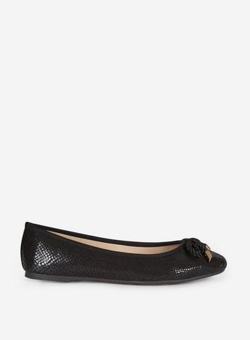Dorothy Perkins Wide Fit Black Priscilla Pumps