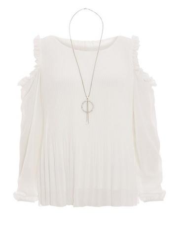 *quiz Cream Cold Shoulder Top