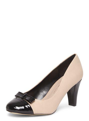 Dorothy Perkins Wide Fit Nude 'elly' Bow Court Shoes