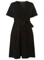 Dorothy Perkins *dp Curve Black Short Sleeve Fit And Flare Dress