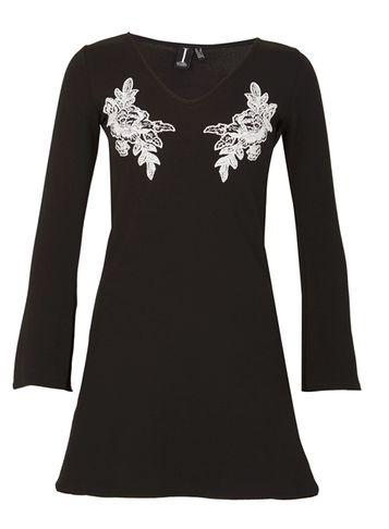 Dorothy Perkins *izabel London Black Embroidered Shift Dress