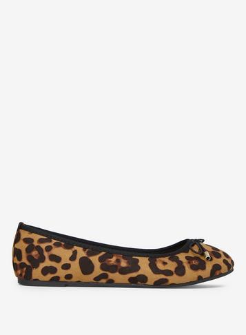 Dorothy Perkins Wide Fit Leopard Pandora Pumps