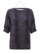 Dorothy Perkins *quiz Necklace Batwing Top