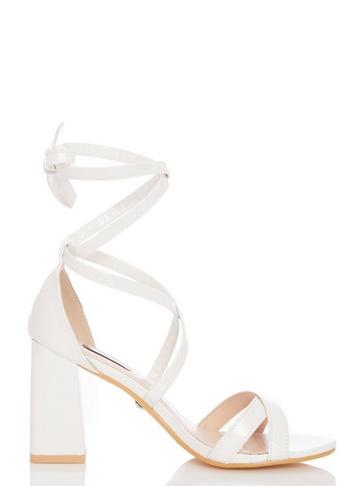*quiz White Block Heel Sandals