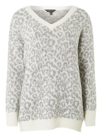 Dorothy Perkins Petite White Snow Leopard Print Jumper