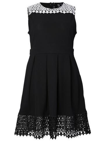 Dorothy Perkins *izabel London Curve Black Skater Dress