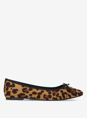 Dorothy Perkins Leopard Textured 'penny' Pumps