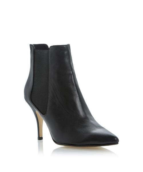 Dune Ladies Nightlife