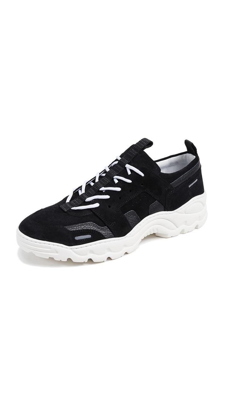 Ami Running Shoes