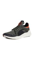 Mcq Alexander Mcqueen Gishiki Low Top Sneakers