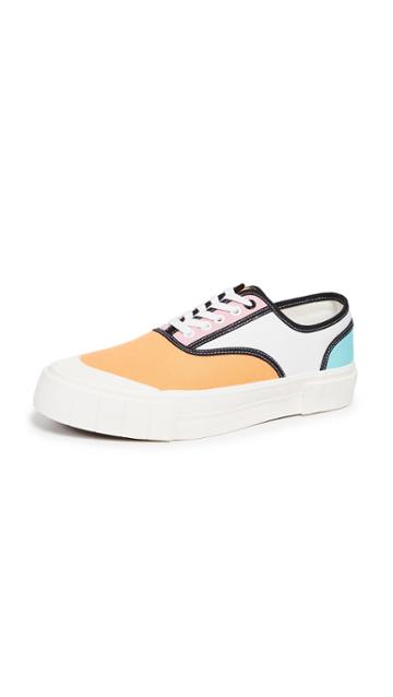 Good News Babe 2 Low Top Sneakers