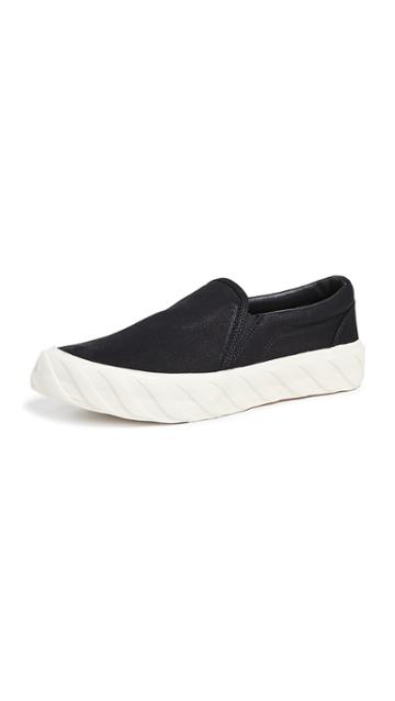 Age On Sneakers
