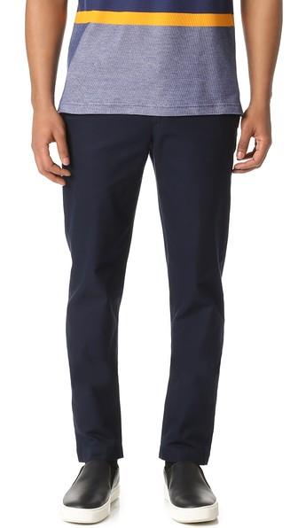 Lacoste Slim Fit Classic Chinos