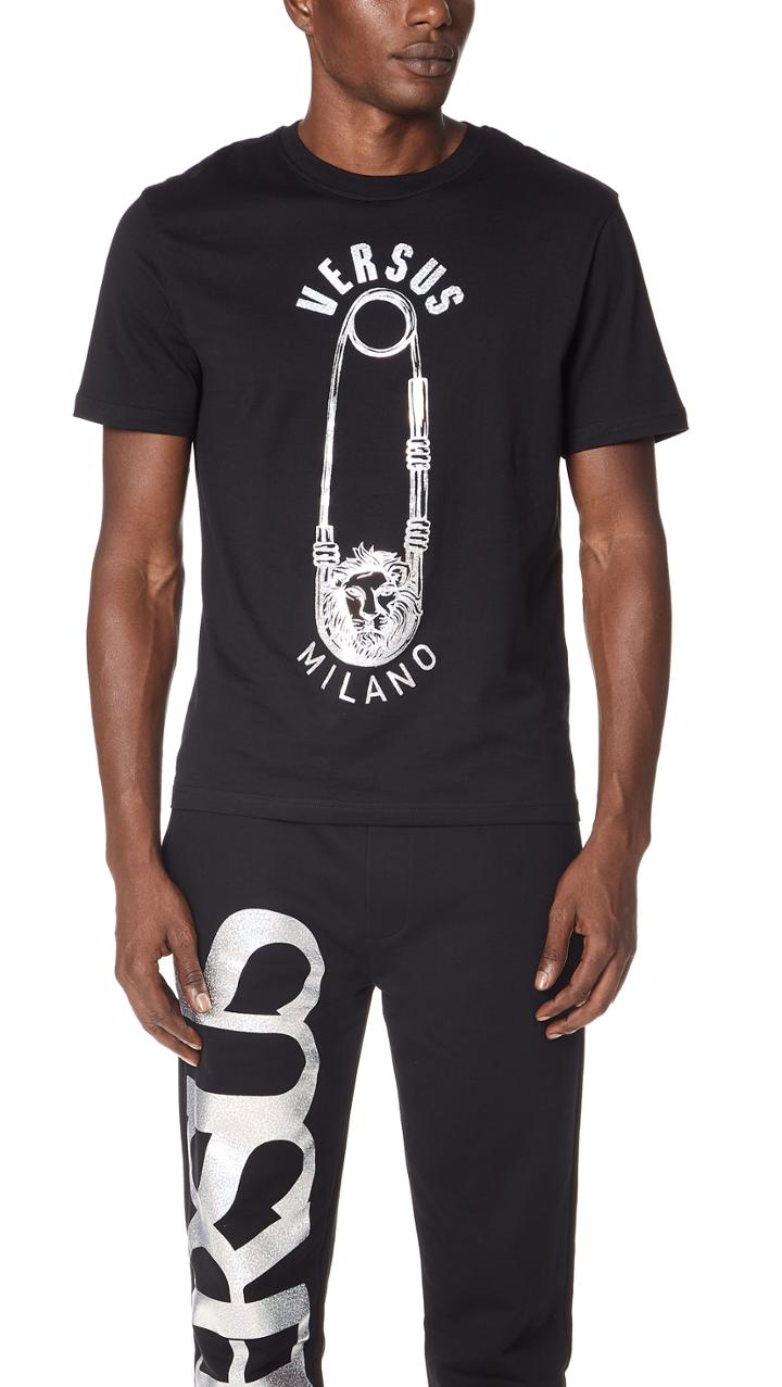 Versus Pin Logo Tee