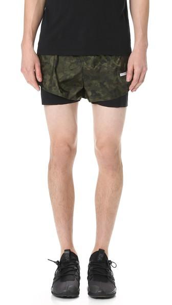 Satisfy Short Distance 3 Shorts