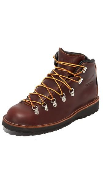 Danner Mountain Pass Boots